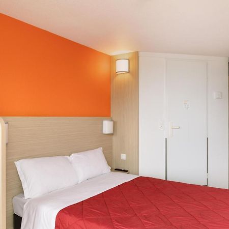 พรีเมียรคลาสเมียอักซ์แนนเตอิลเลสเมียอักซ์ Hotel Nanteuil-les-Meaux ภายนอก รูปภาพ