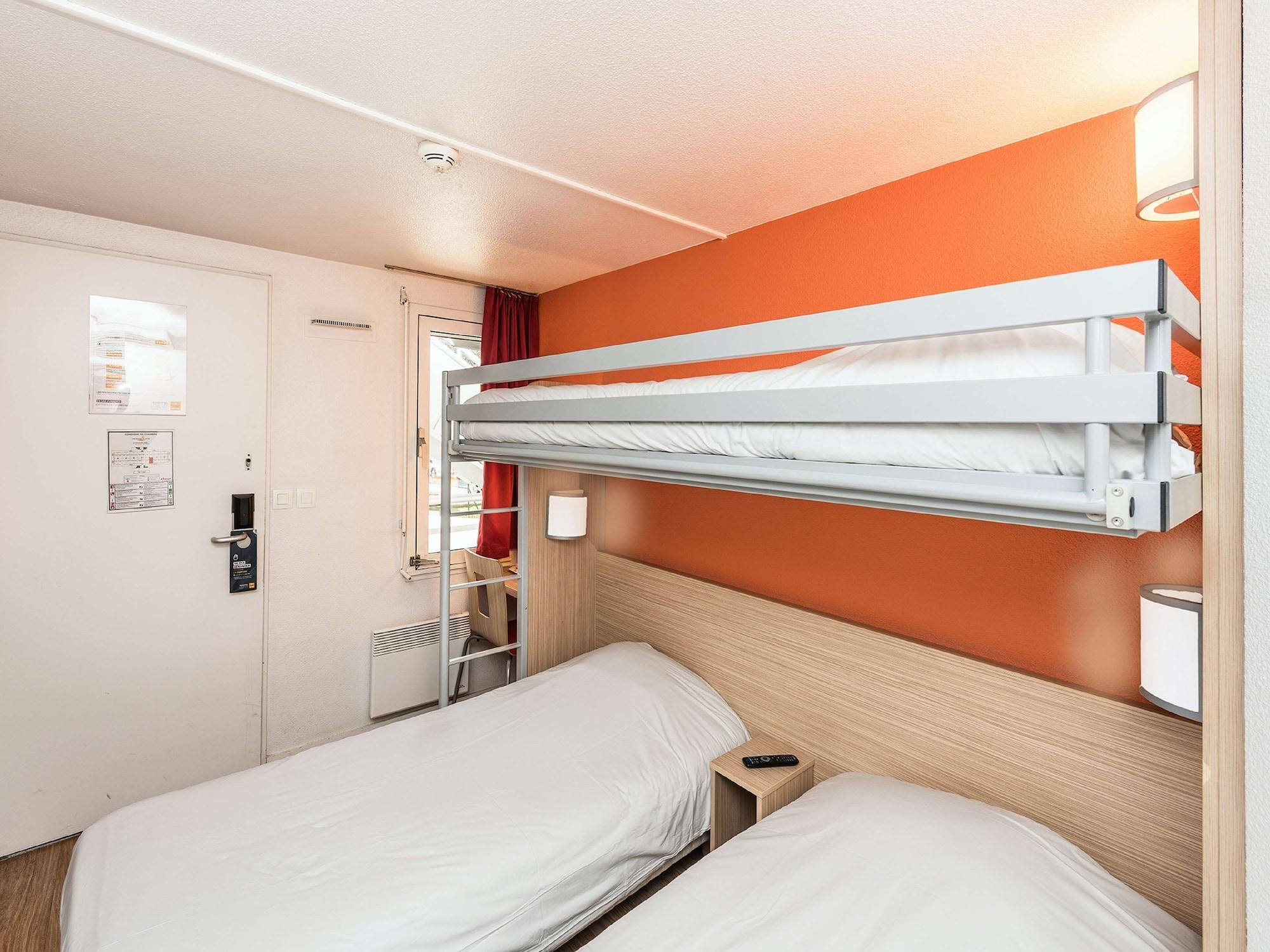 พรีเมียรคลาสเมียอักซ์แนนเตอิลเลสเมียอักซ์ Hotel Nanteuil-les-Meaux ภายนอก รูปภาพ