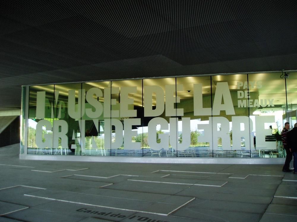 พรีเมียรคลาสเมียอักซ์แนนเตอิลเลสเมียอักซ์ Hotel Nanteuil-les-Meaux ภายนอก รูปภาพ
