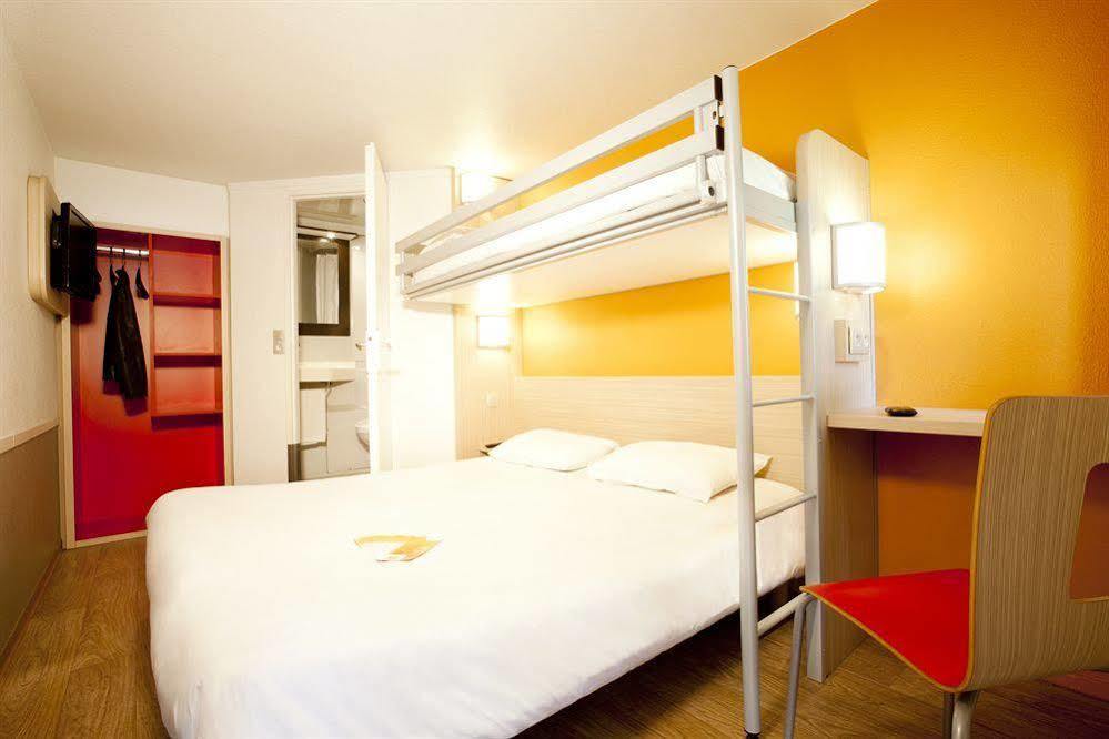 พรีเมียรคลาสเมียอักซ์แนนเตอิลเลสเมียอักซ์ Hotel Nanteuil-les-Meaux ภายนอก รูปภาพ